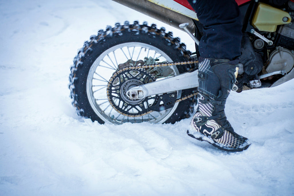 Gilet chauffant moto : le guide complet pour rouler au chaud l'hiver
