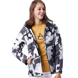 Veste chauffante camouflage femme – forêt et outdoor au féminin | VETCHAUD™ - vetement chauffant